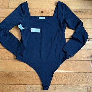 Aritzia Babaton Black Contour Long Sleeve  Midnight Long Sleeve Bodysuit